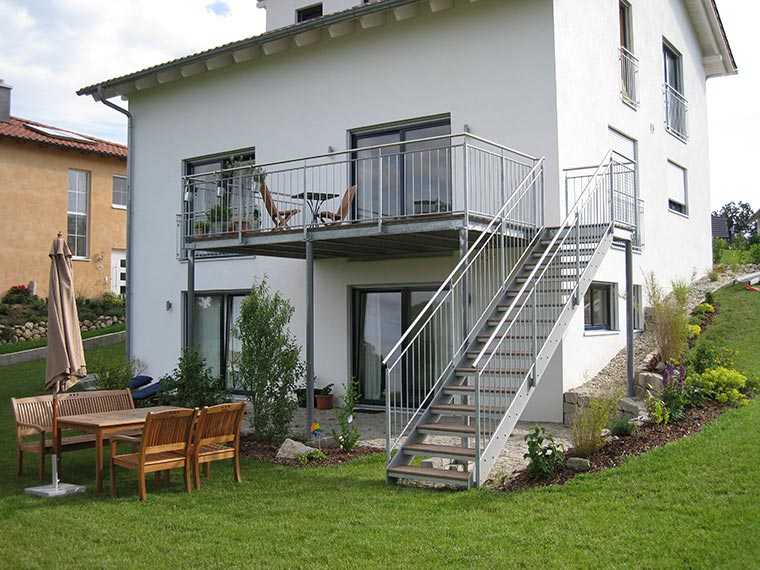 Verzinkte Balkonanlage
