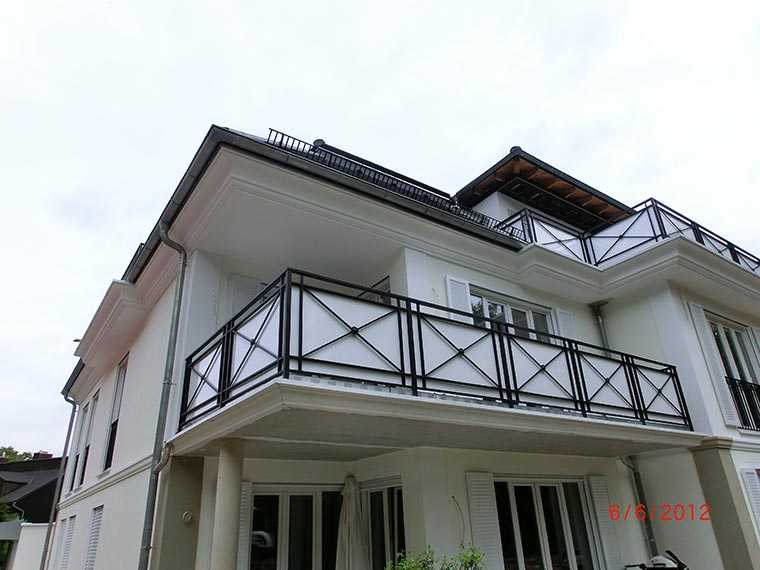 Verzinktes und pulverbeschichtetes Balkongeländer